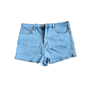 Forever 21 Pin Up Jean Shorts Women's Size 31‎ Waist